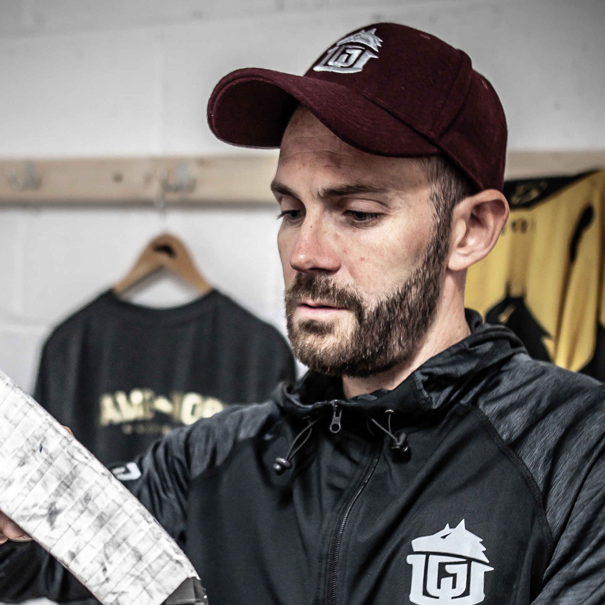 GAME-WORN® Melton Wool Ice Hockey Cap Vintage Burgundy with Grey