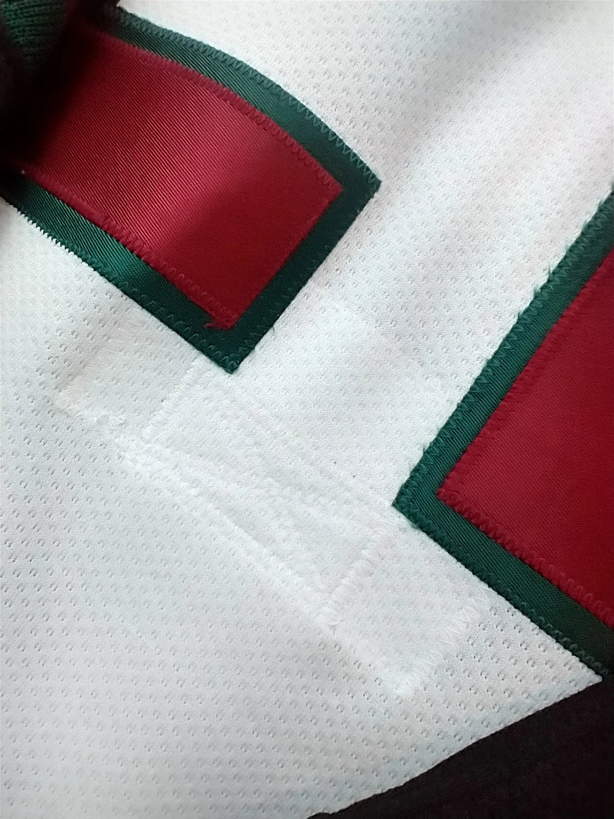 1996-98 Phoenix Coyotes NHL Authentic Starter Ice Hockey Jersey #22 Mike Gartner - Autographed